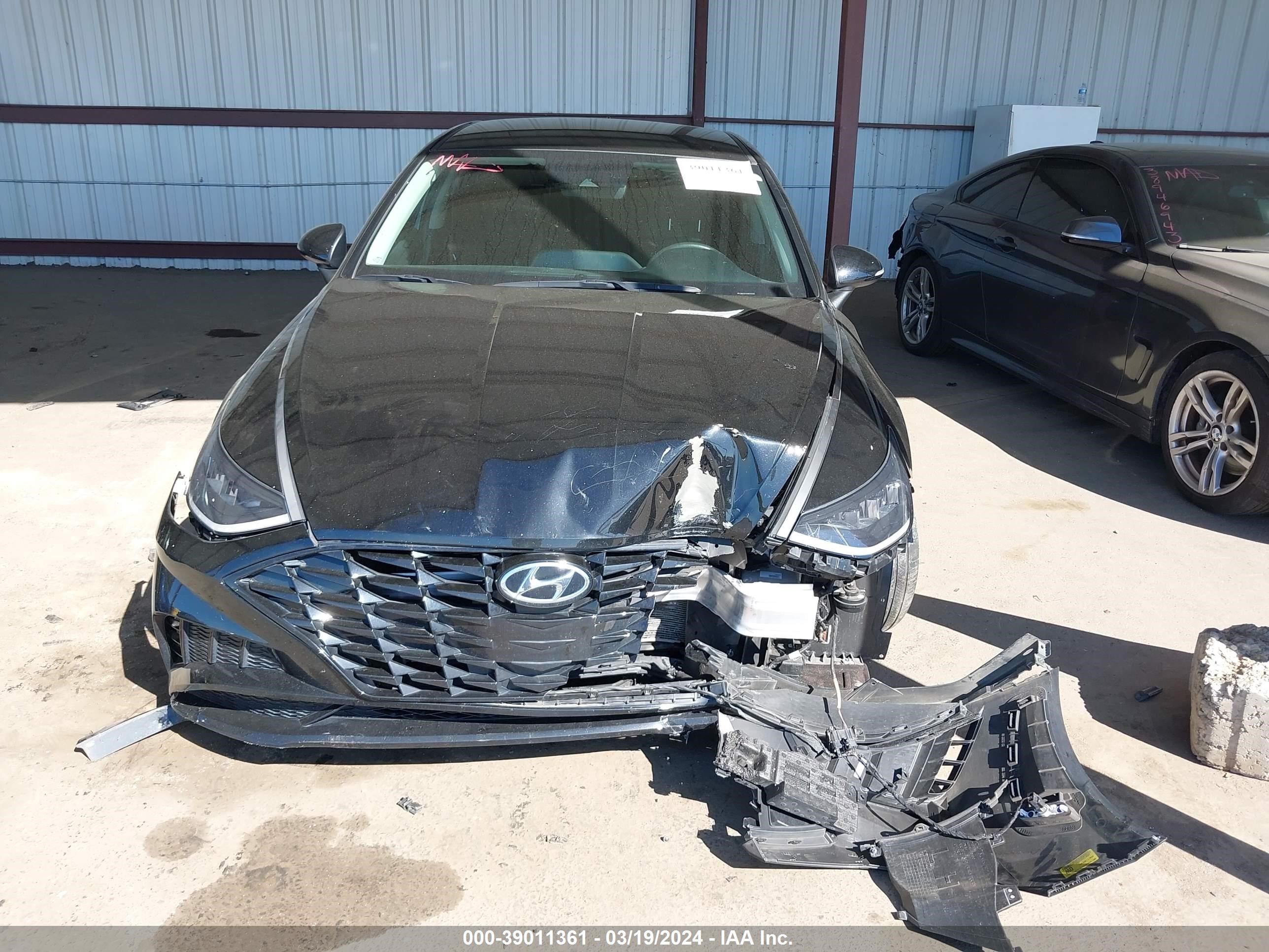 Photo 11 VIN: KMHL64JA3MA150495 - HYUNDAI SONATA 