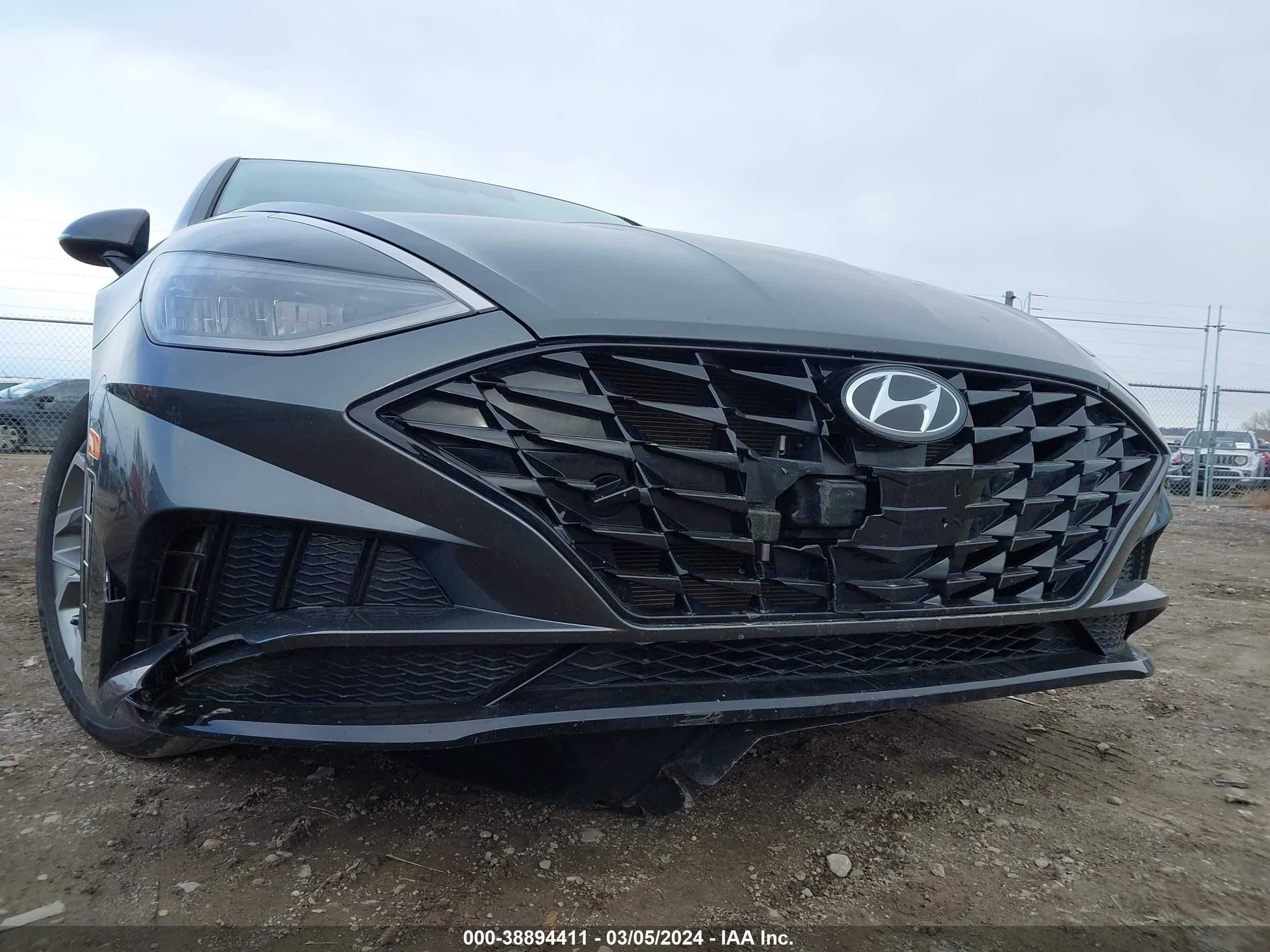 Photo 5 VIN: KMHL64JA3PA273735 - HYUNDAI SONATA 