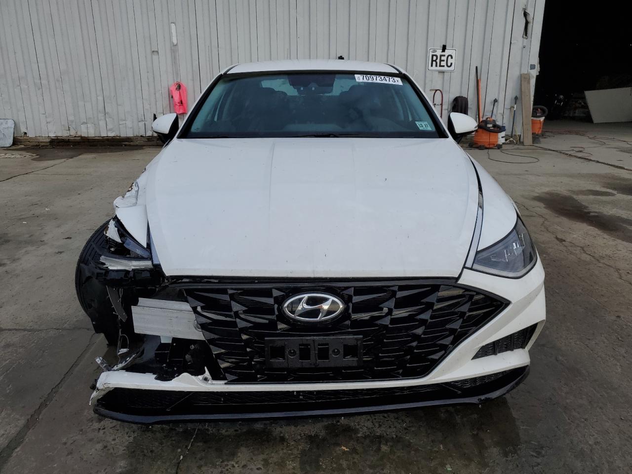 Photo 4 VIN: KMHL64JA4PA284985 - HYUNDAI SONATA 