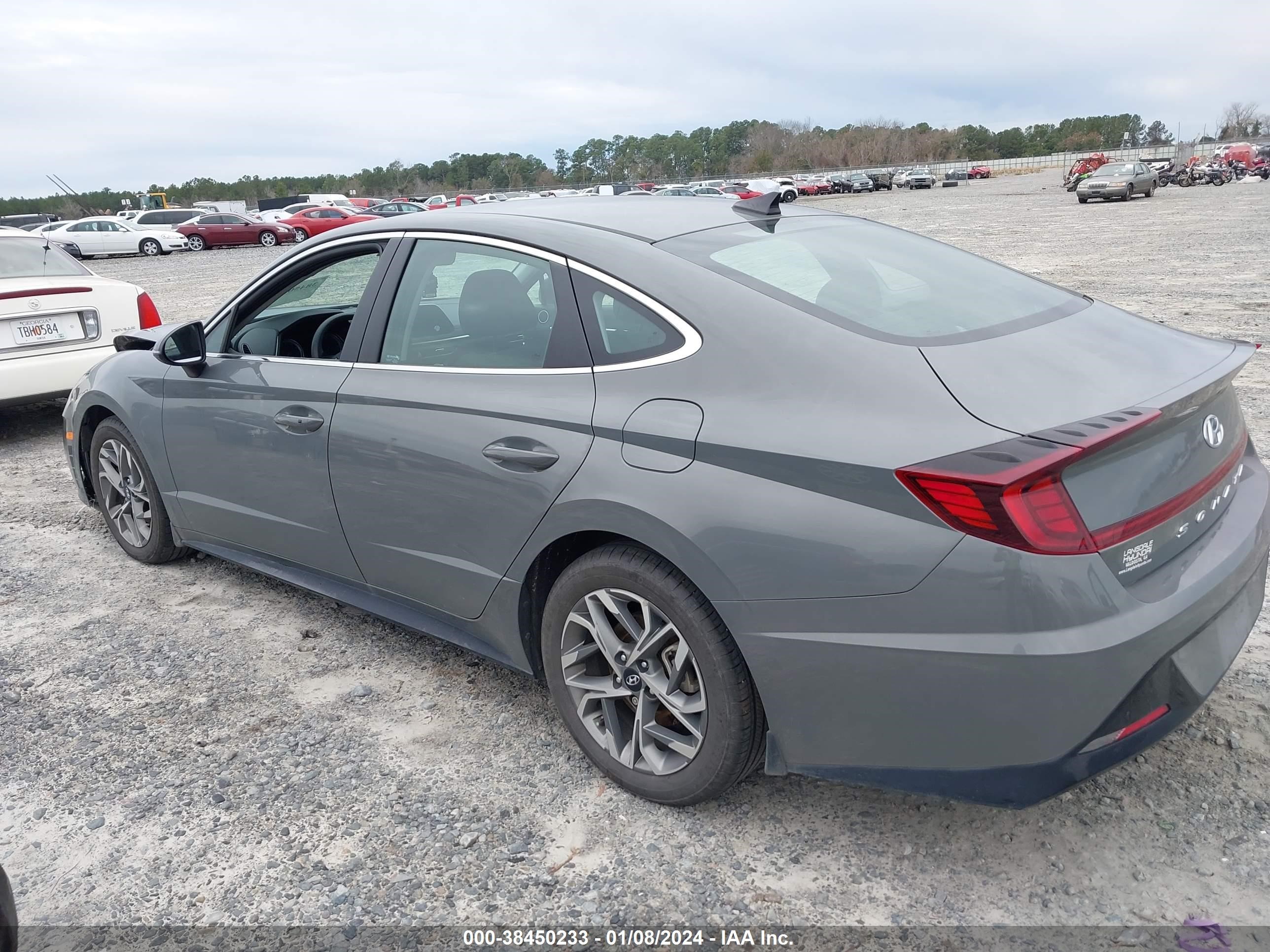 Photo 2 VIN: KMHL64JA6NA244131 - HYUNDAI SONATA 