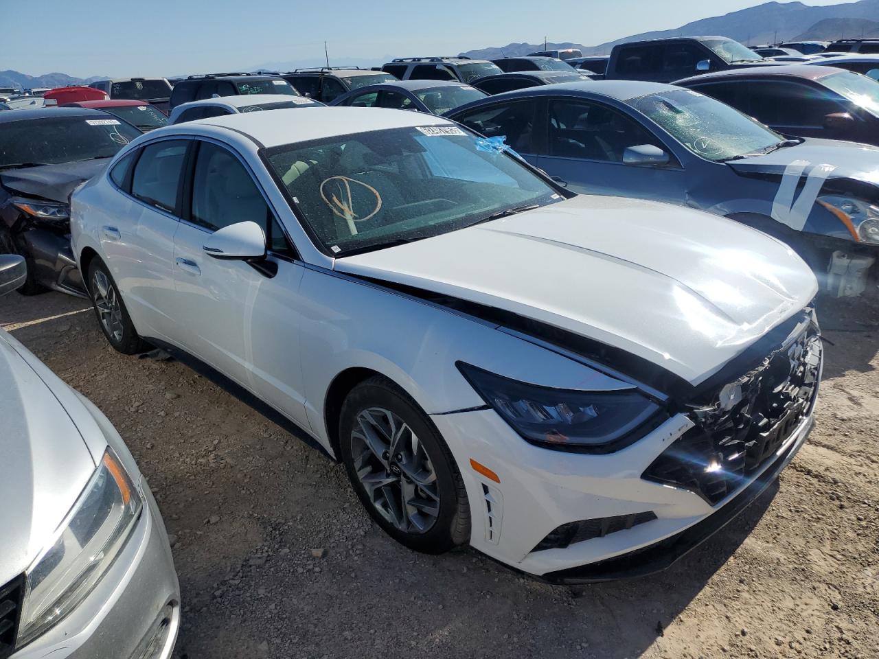 Photo 3 VIN: KMHL64JA8PA277666 - HYUNDAI SONATA 