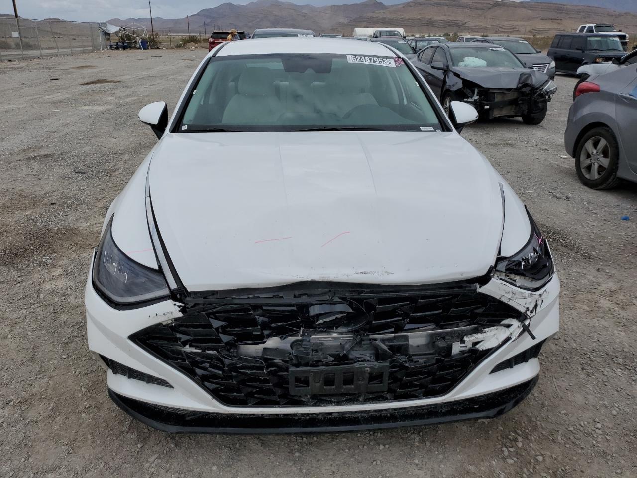 Photo 4 VIN: KMHL64JA8PA277666 - HYUNDAI SONATA 