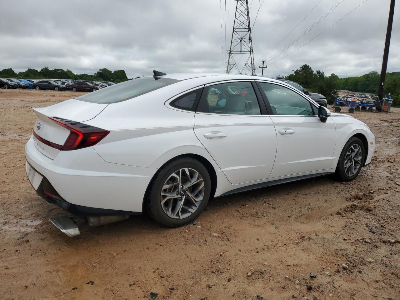 Photo 2 VIN: KMHL64JA9PA248211 - HYUNDAI SONATA 