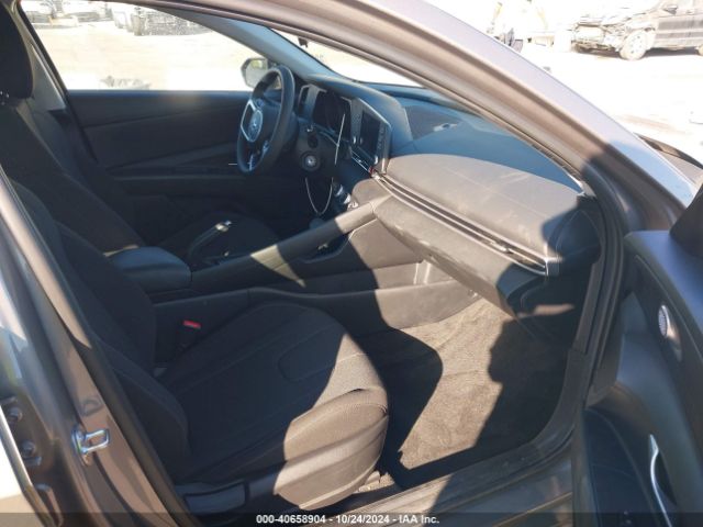 Photo 4 VIN: KMHLL4AG0NU316369 - HYUNDAI ELANTRA 