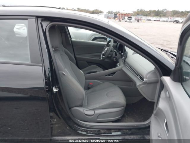 Photo 4 VIN: KMHLL4AG0NU349761 - HYUNDAI ELANTRA 