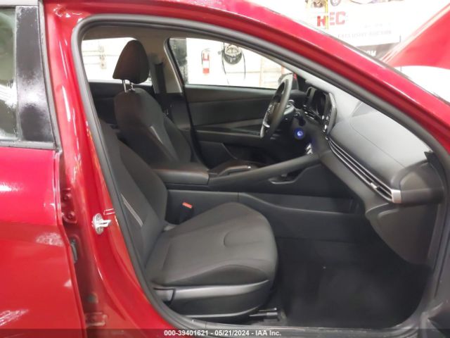 Photo 4 VIN: KMHLL4AG0NU361182 - HYUNDAI ELANTRA 