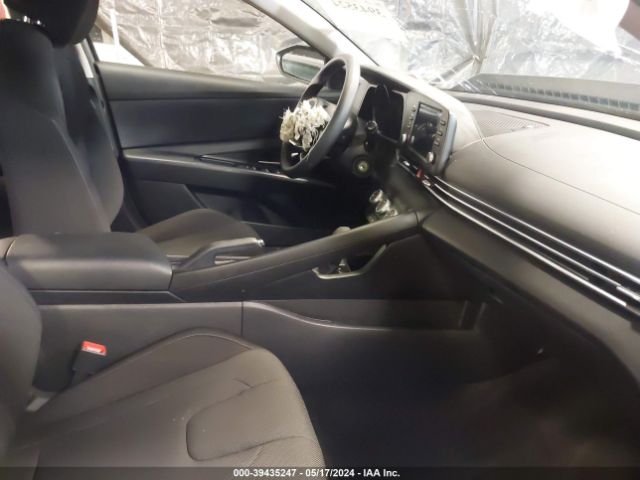 Photo 4 VIN: KMHLL4AG1PU542861 - HYUNDAI ELANTRA 