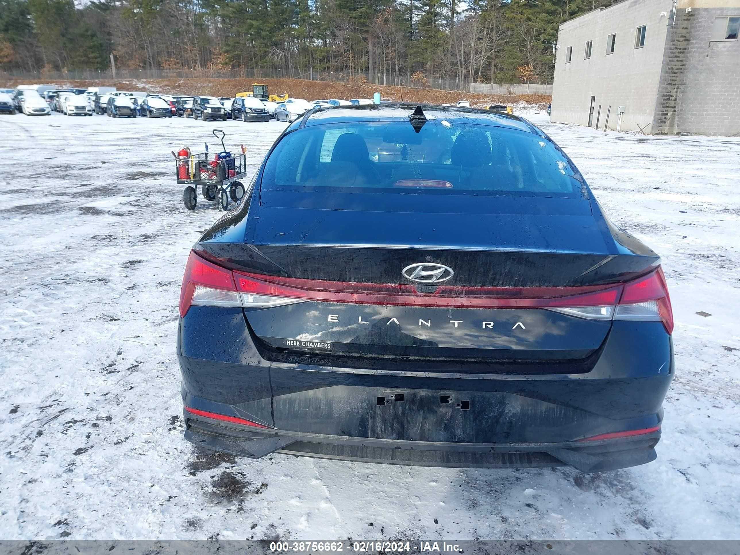 Photo 16 VIN: KMHLL4AG2MU142349 - HYUNDAI ELANTRA 