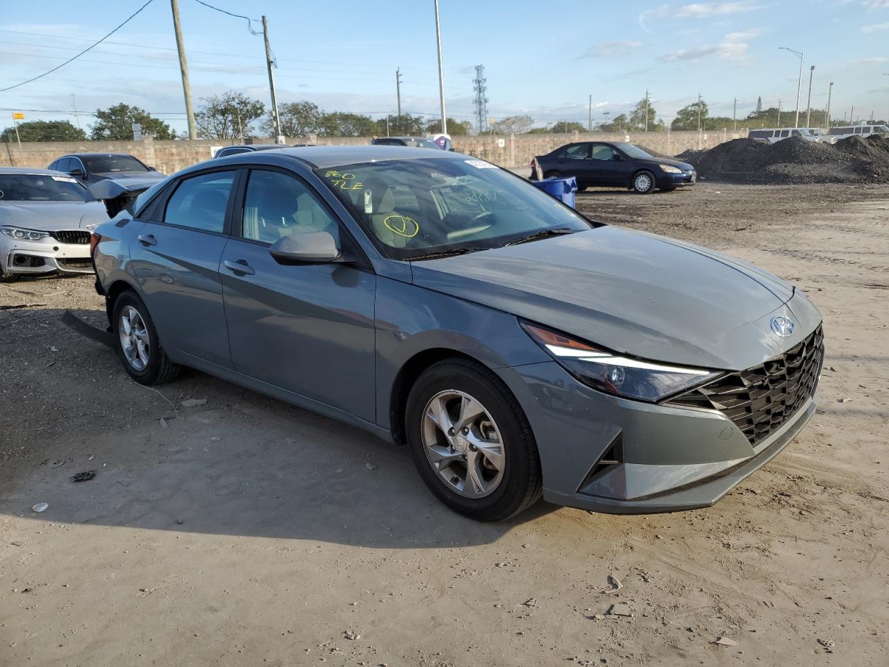 Photo 3 VIN: KMHLL4AG3NU364450 - HYUNDAI ELANTRA 