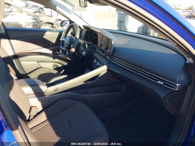 Photo 4 VIN: KMHLL4AG3PU633209 - HYUNDAI ELANTRA 