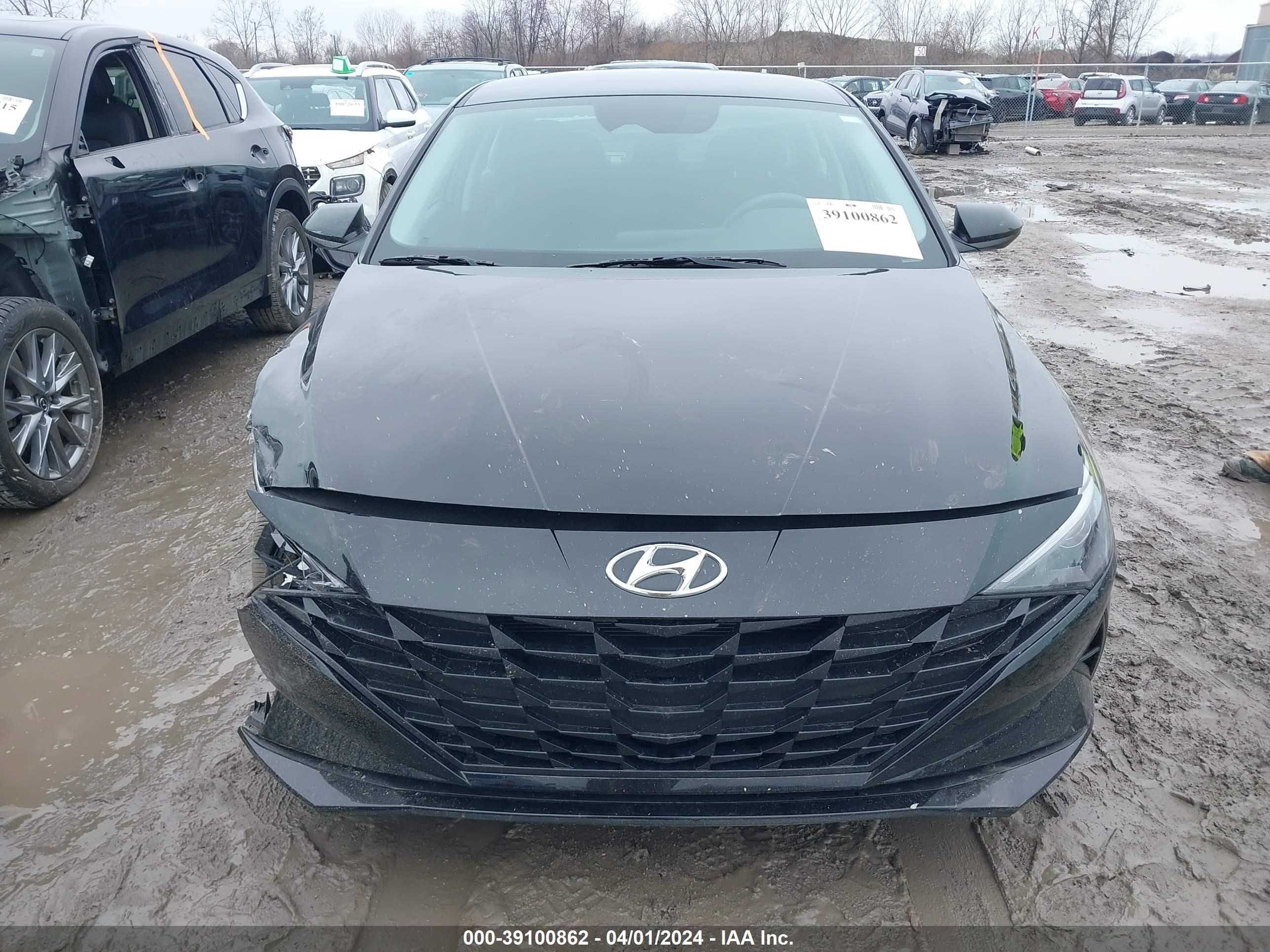 Photo 11 VIN: KMHLL4AG8NU316233 - HYUNDAI ELANTRA 