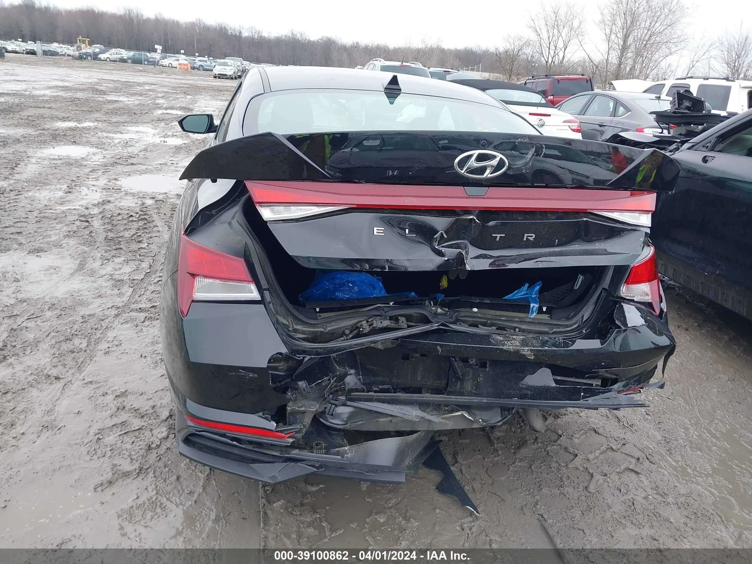 Photo 15 VIN: KMHLL4AG8NU316233 - HYUNDAI ELANTRA 