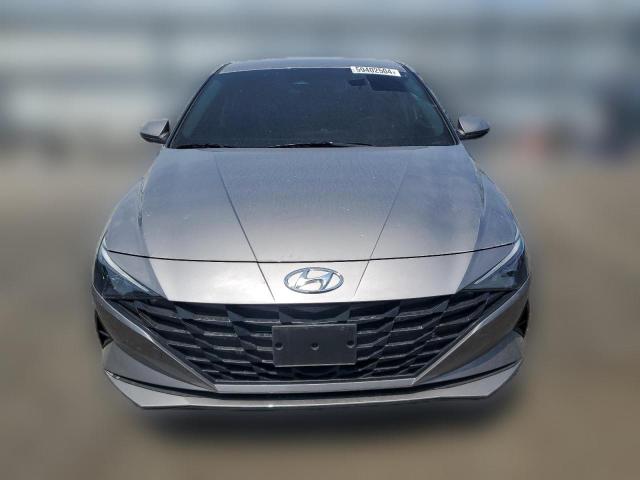 Photo 4 VIN: KMHLL4AG9NU329458 - HYUNDAI ELANTRA 