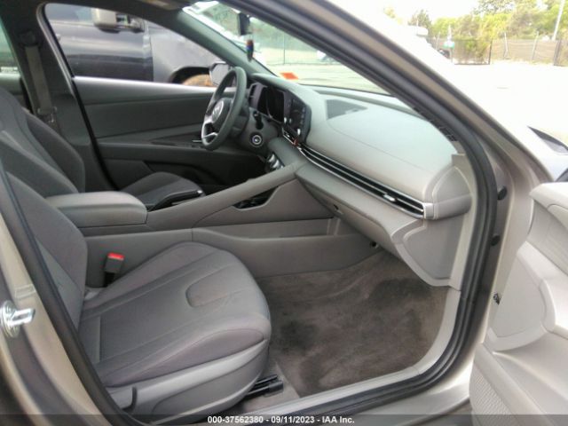 Photo 4 VIN: KMHLL4AGXMU152062 - HYUNDAI ELANTRA 