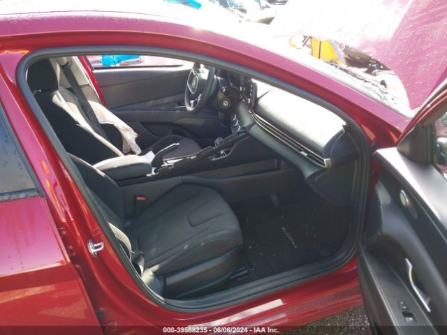 Photo 4 VIN: KMHLL4AGXPU605794 - HYUNDAI ELANTRA 