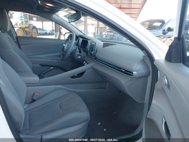 Photo 4 VIN: KMHLL4DG9RU667170 - HYUNDAI ELANTRA 