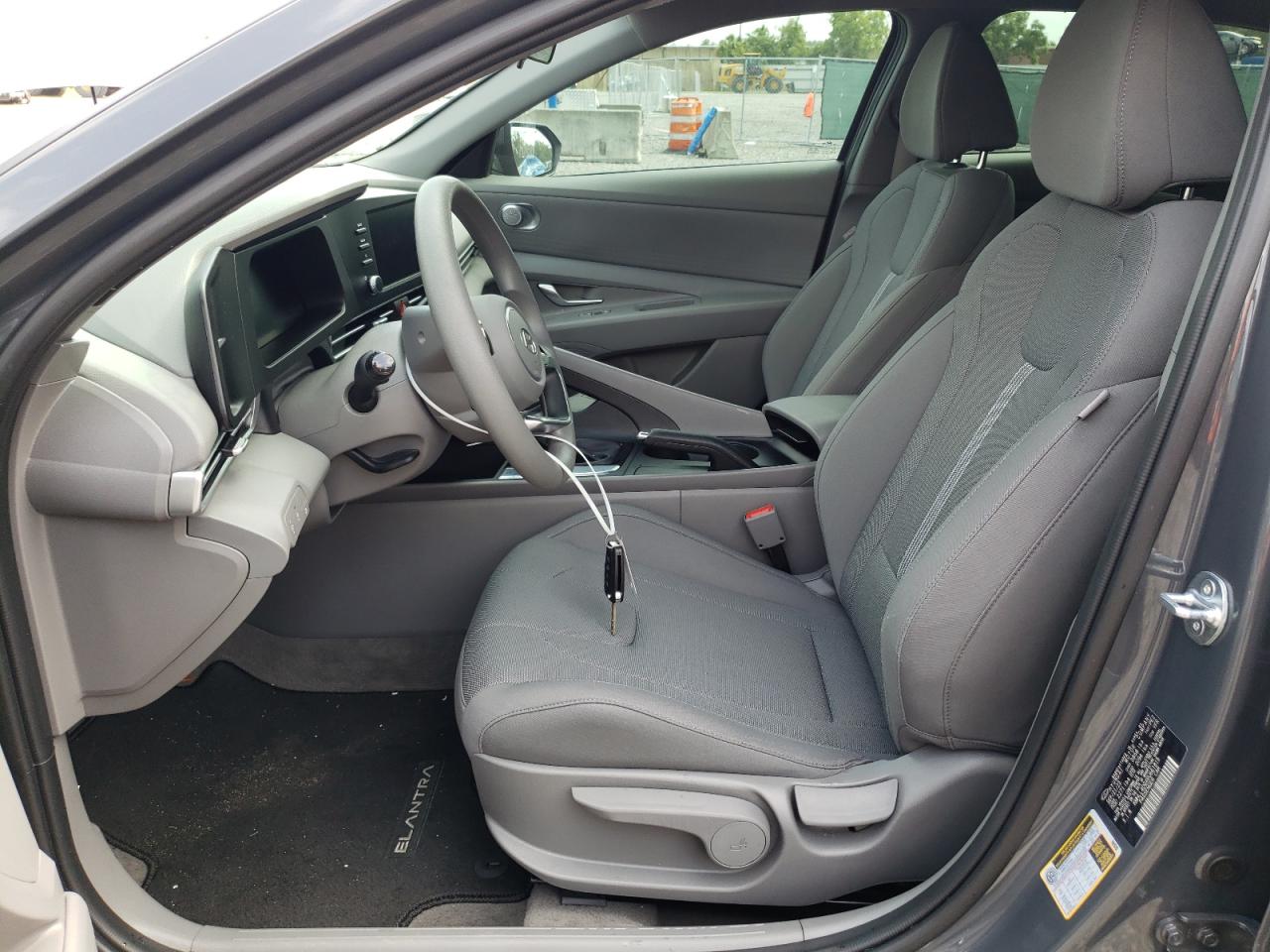 Photo 6 VIN: KMHLL4DGXRU661815 - HYUNDAI ELANTRA 