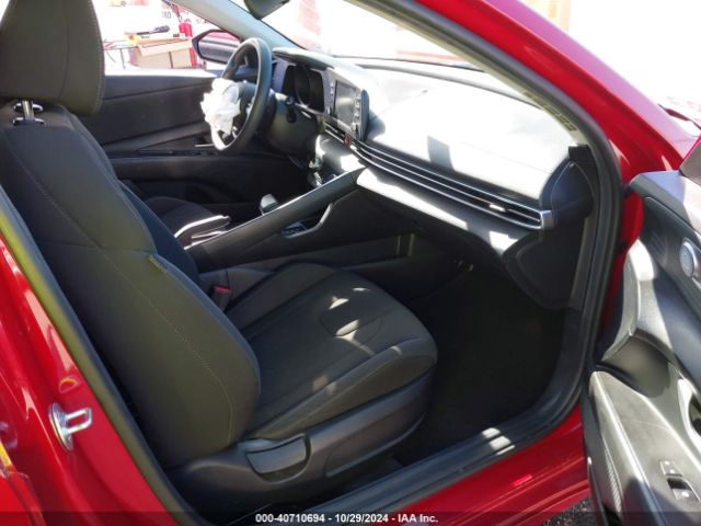 Photo 4 VIN: KMHLM4AG0MU158756 - HYUNDAI ELANTRA 