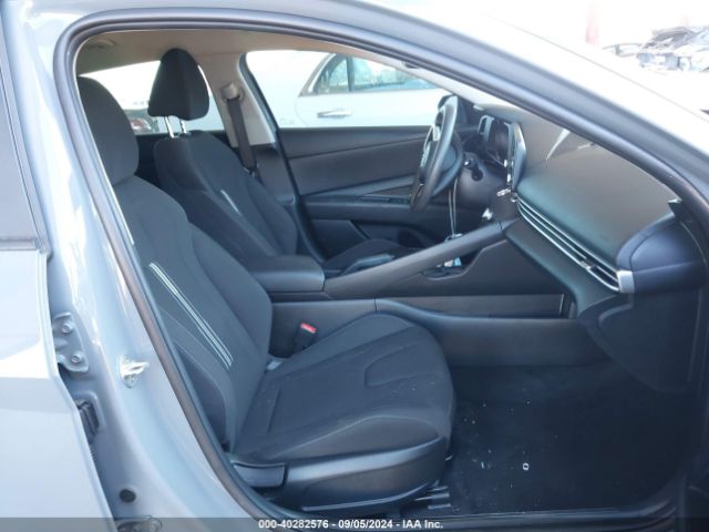 Photo 4 VIN: KMHLM4AG0NU291423 - HYUNDAI ELANTRA 