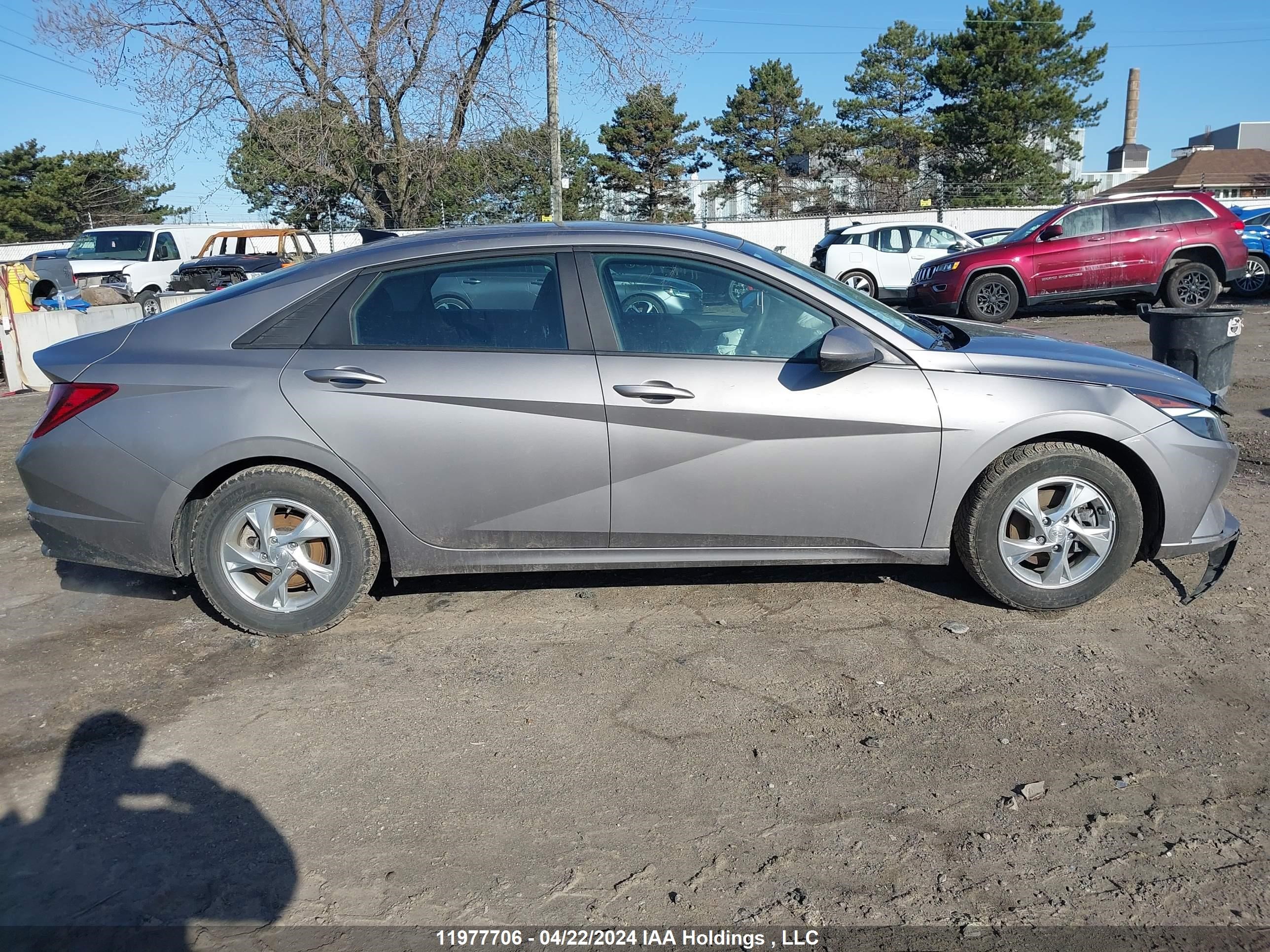 Photo 12 VIN: KMHLM4AG0PU379844 - HYUNDAI ELANTRA 