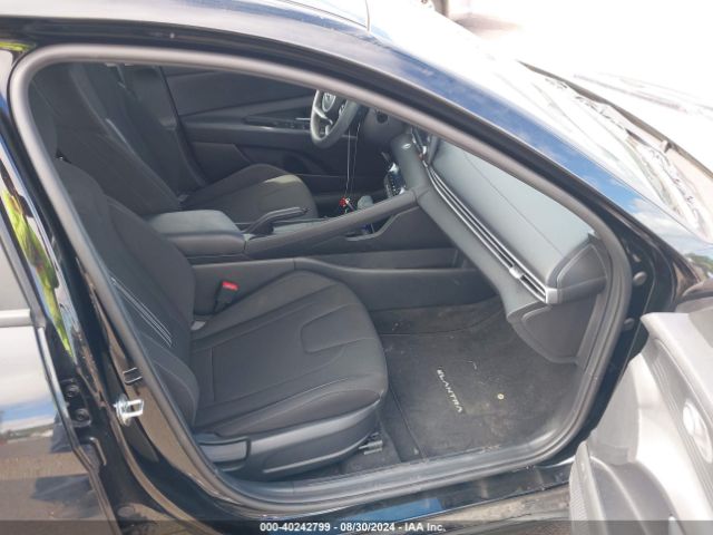 Photo 4 VIN: KMHLM4AG0PU438830 - HYUNDAI ELANTRA 