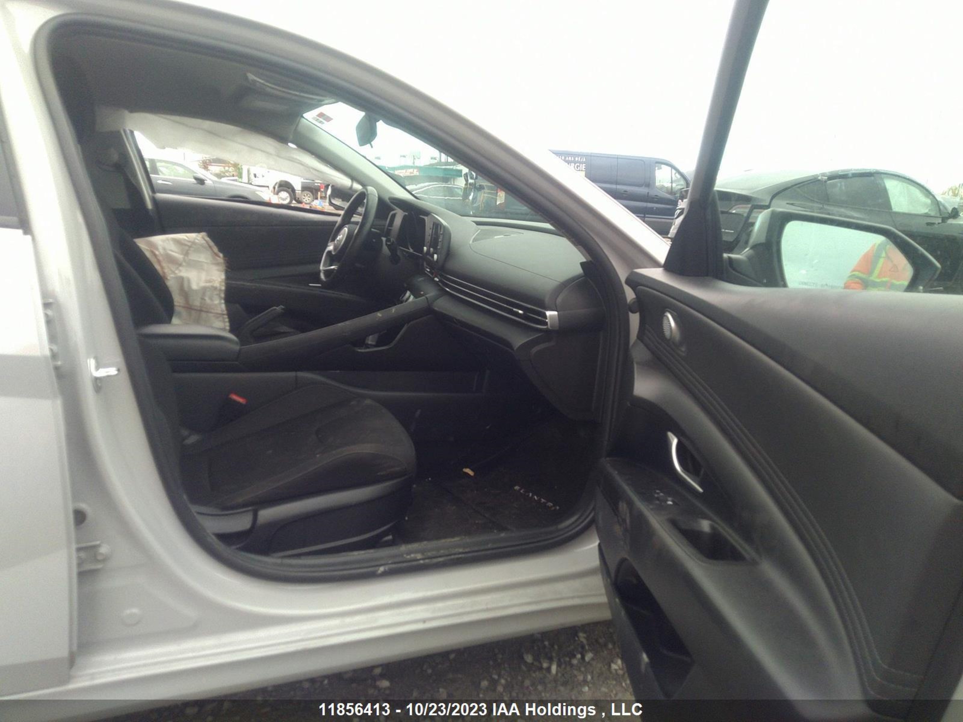 Photo 4 VIN: KMHLM4AG1MU076387 - HYUNDAI ELANTRA 