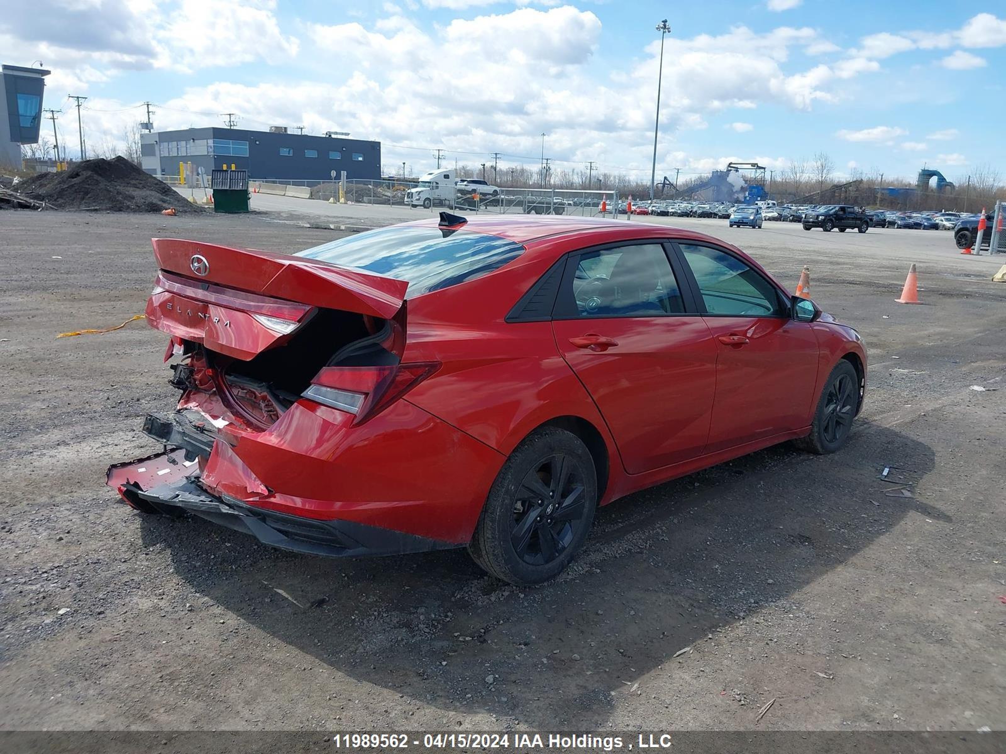 Photo 3 VIN: KMHLM4AG1MU096946 - HYUNDAI ELANTRA 