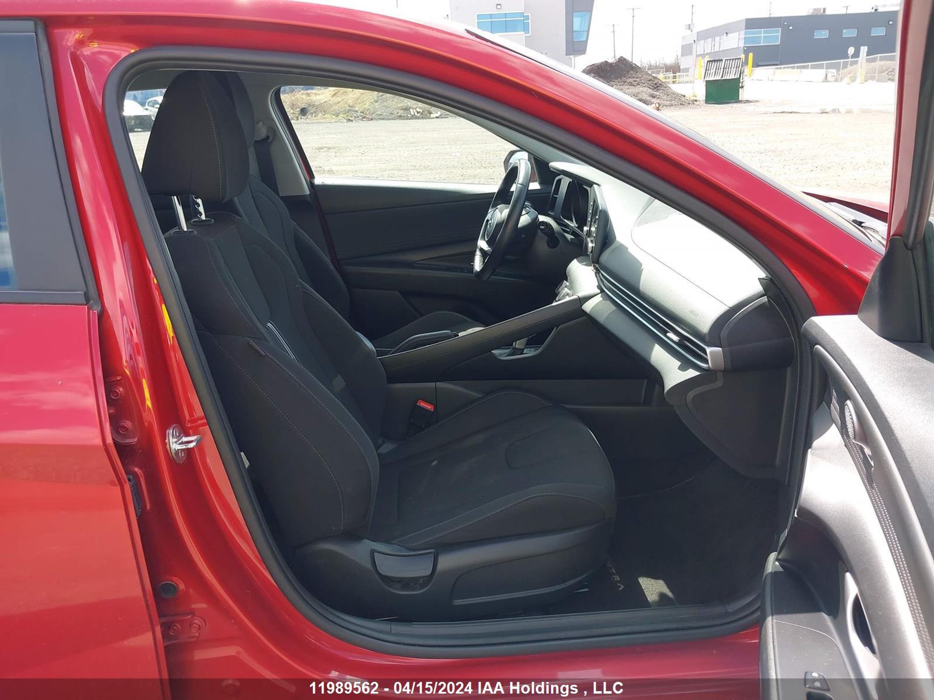 Photo 4 VIN: KMHLM4AG1MU096946 - HYUNDAI ELANTRA 