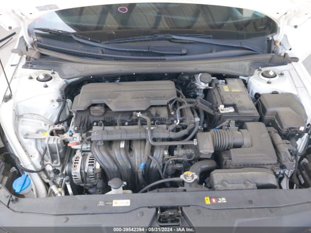 Photo 9 VIN: KMHLM4AG1MU099507 - HYUNDAI ELANTRA 