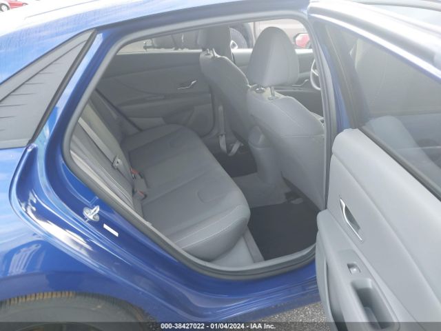 Photo 7 VIN: KMHLM4AG1NU239329 - HYUNDAI ELANTRA 