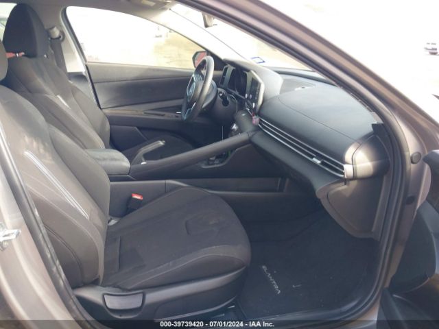 Photo 4 VIN: KMHLM4AG1PU435659 - HYUNDAI ELANTRA 