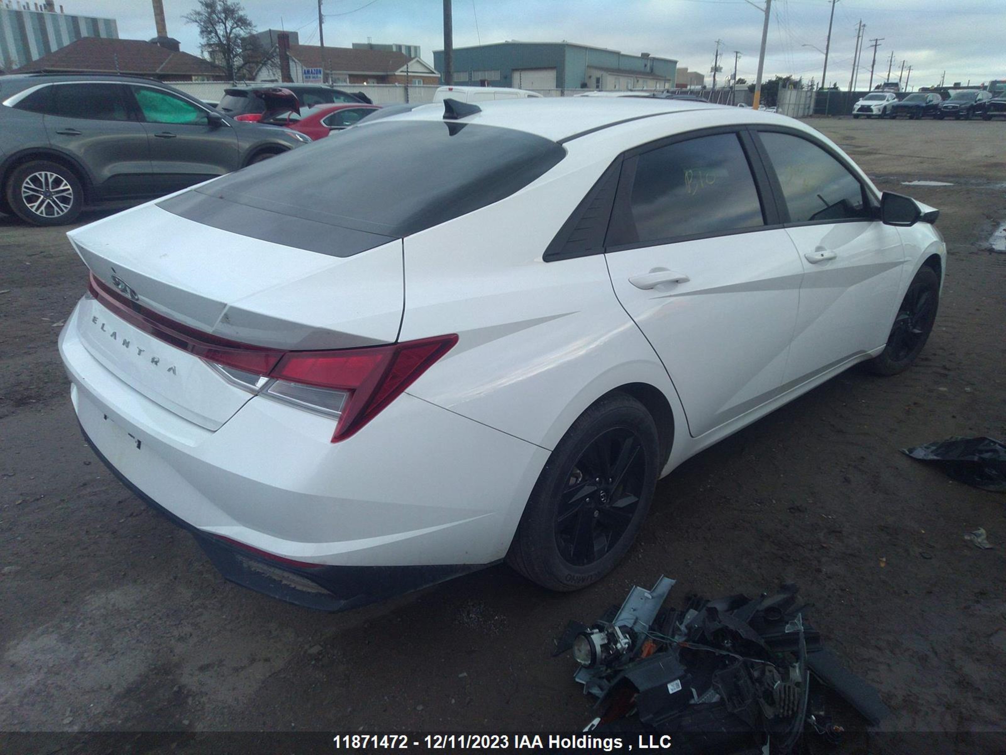 Photo 3 VIN: KMHLM4AG1PU456446 - HYUNDAI ELANTRA 