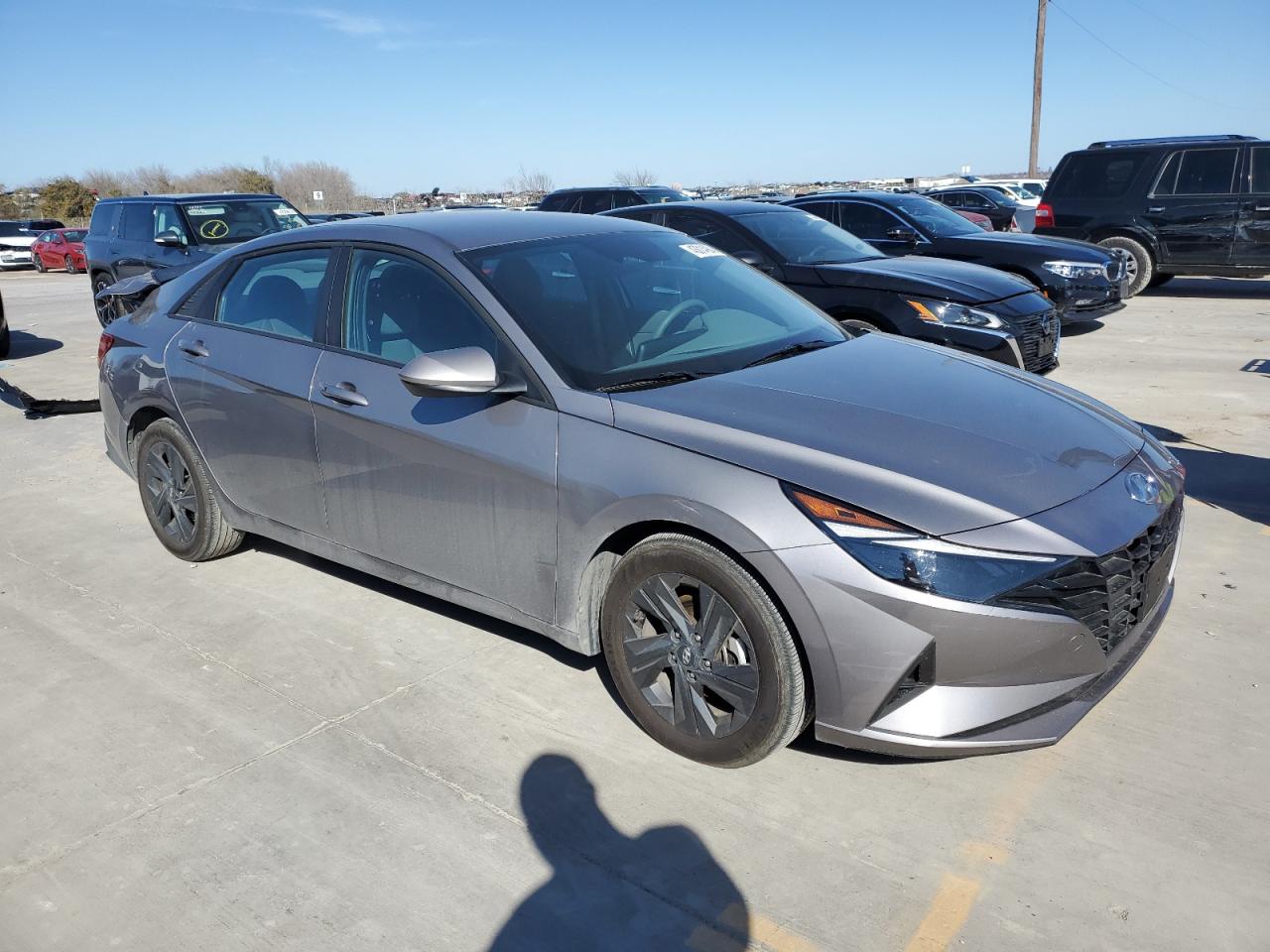 Photo 3 VIN: KMHLM4AG1PU535194 - HYUNDAI ELANTRA 