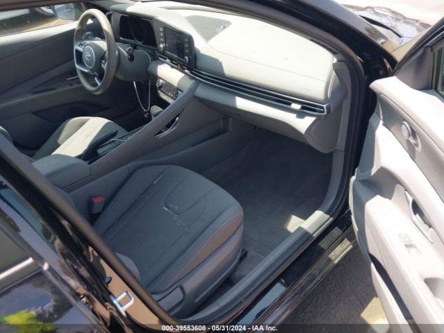 Photo 4 VIN: KMHLM4AG1PU577834 - HYUNDAI ELANTRA 