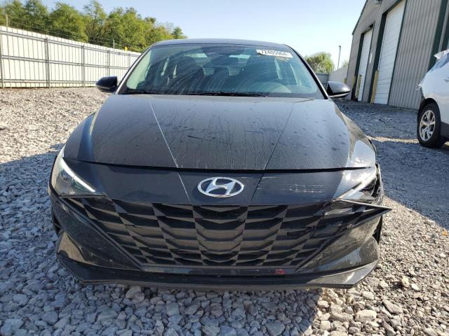 Photo 4 VIN: KMHLM4AG1PU611741 - HYUNDAI ELANTRA SE 