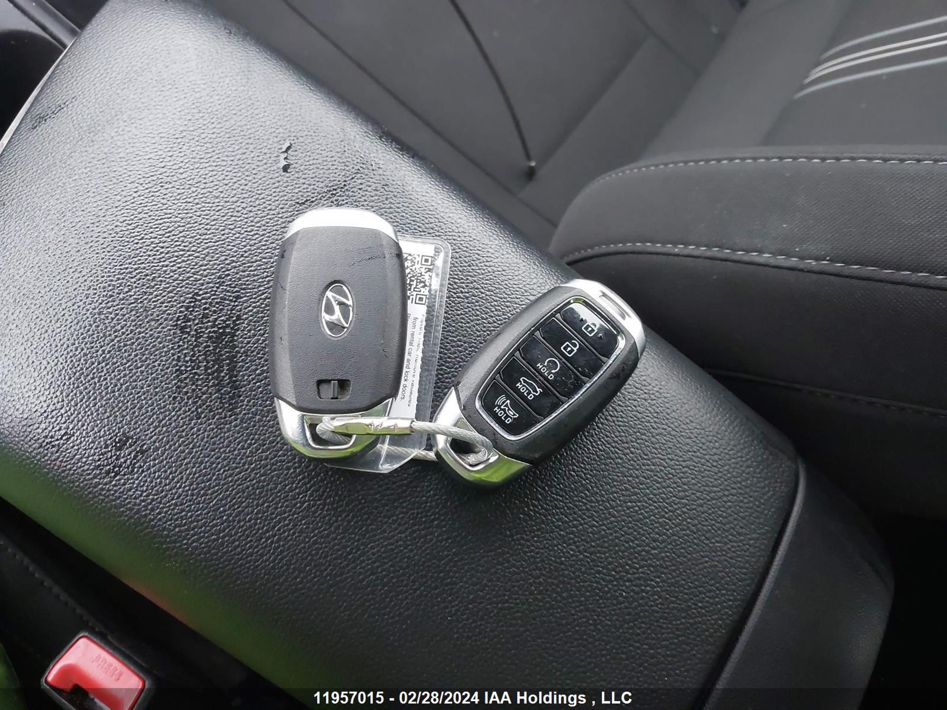 Photo 10 VIN: KMHLM4AG2MU111261 - HYUNDAI ELANTRA 