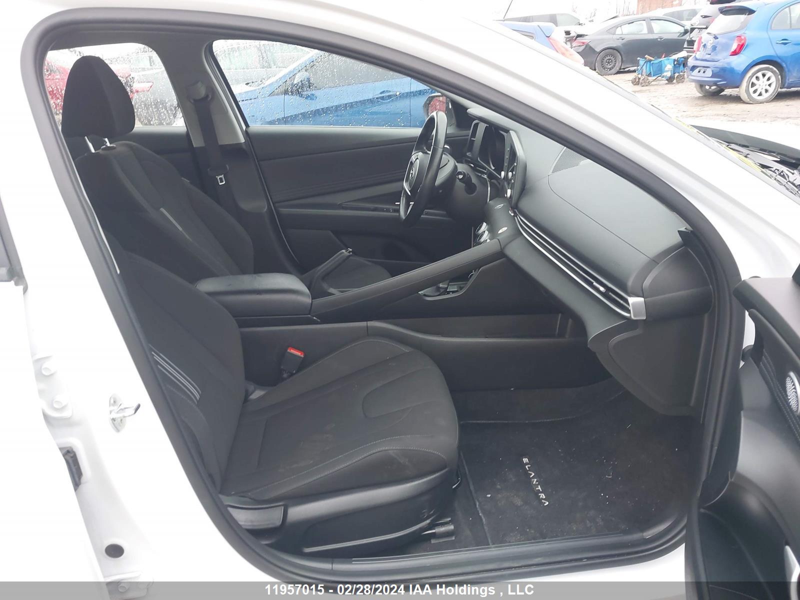 Photo 4 VIN: KMHLM4AG2MU111261 - HYUNDAI ELANTRA 