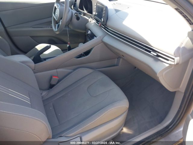 Photo 4 VIN: KMHLM4AG2MU123636 - HYUNDAI ELANTRA 