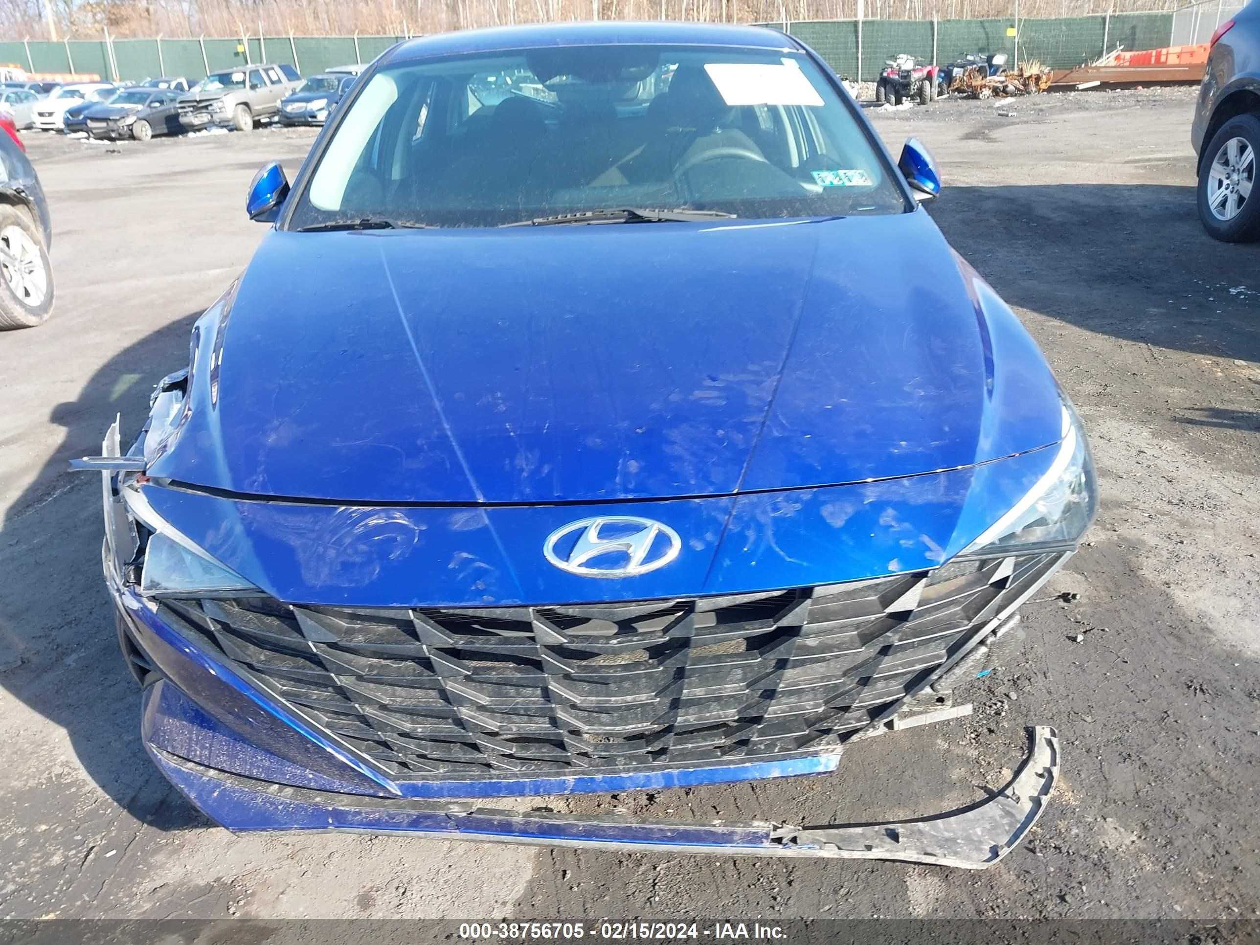 Photo 11 VIN: KMHLM4AG2MU128125 - HYUNDAI ELANTRA 