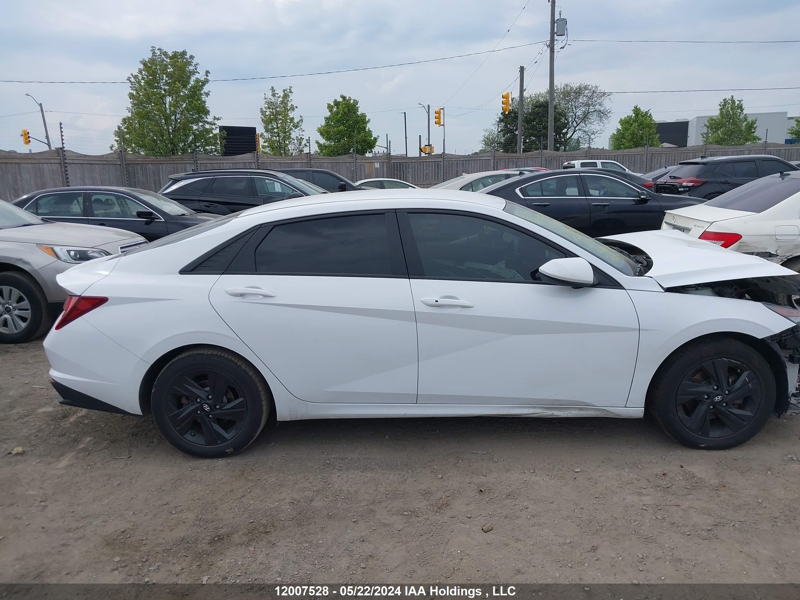 Photo 13 VIN: KMHLM4AG2MU133955 - HYUNDAI ELANTRA 