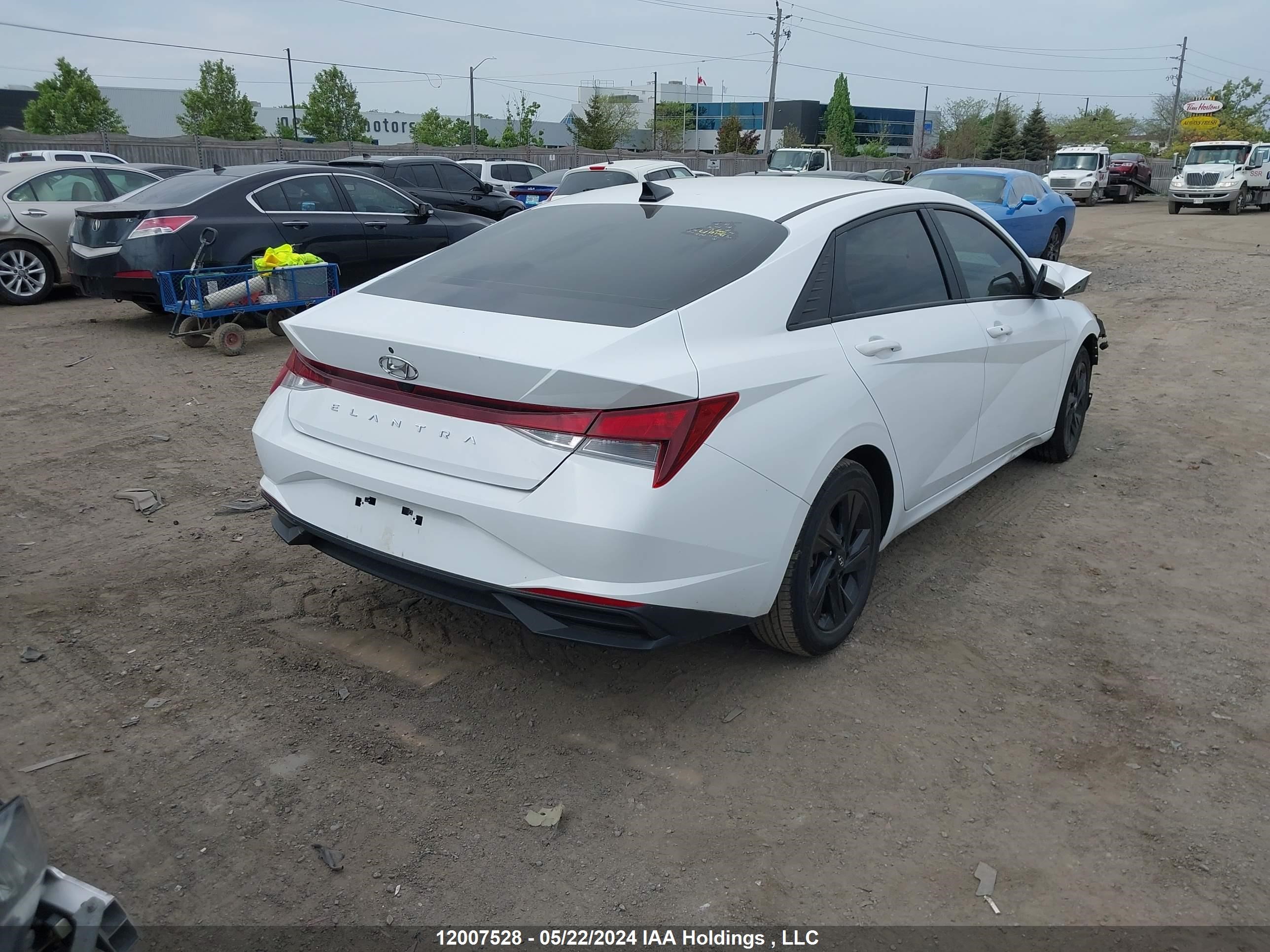 Photo 3 VIN: KMHLM4AG2MU133955 - HYUNDAI ELANTRA 