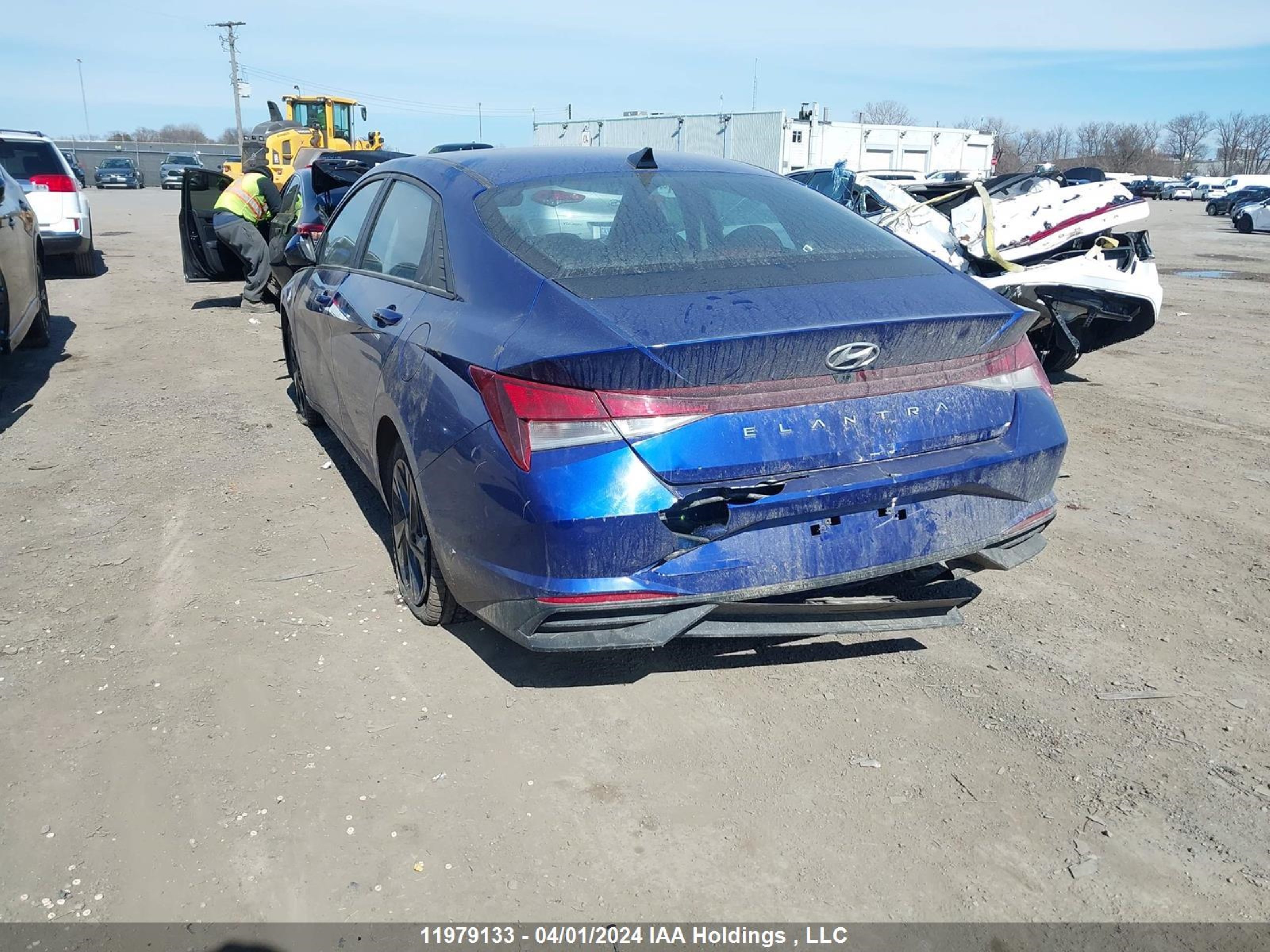 Photo 2 VIN: KMHLM4AG2MU140520 - HYUNDAI ELANTRA SE 