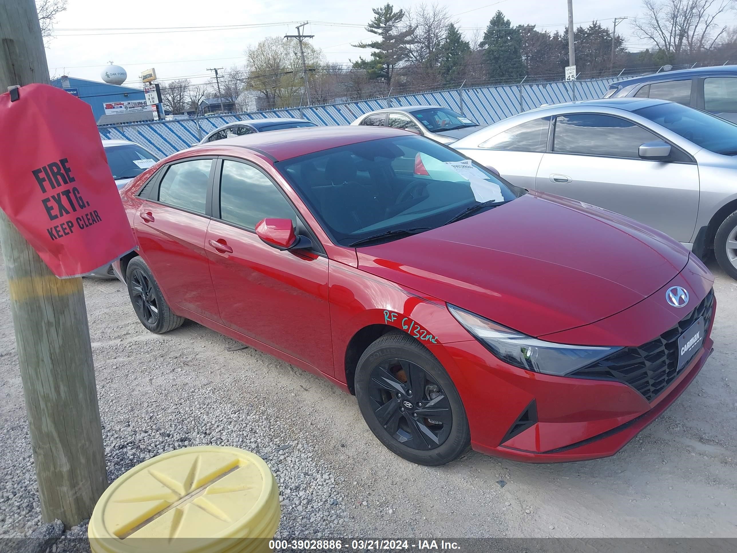 Photo 12 VIN: KMHLM4AG2MU161206 - HYUNDAI ELANTRA 