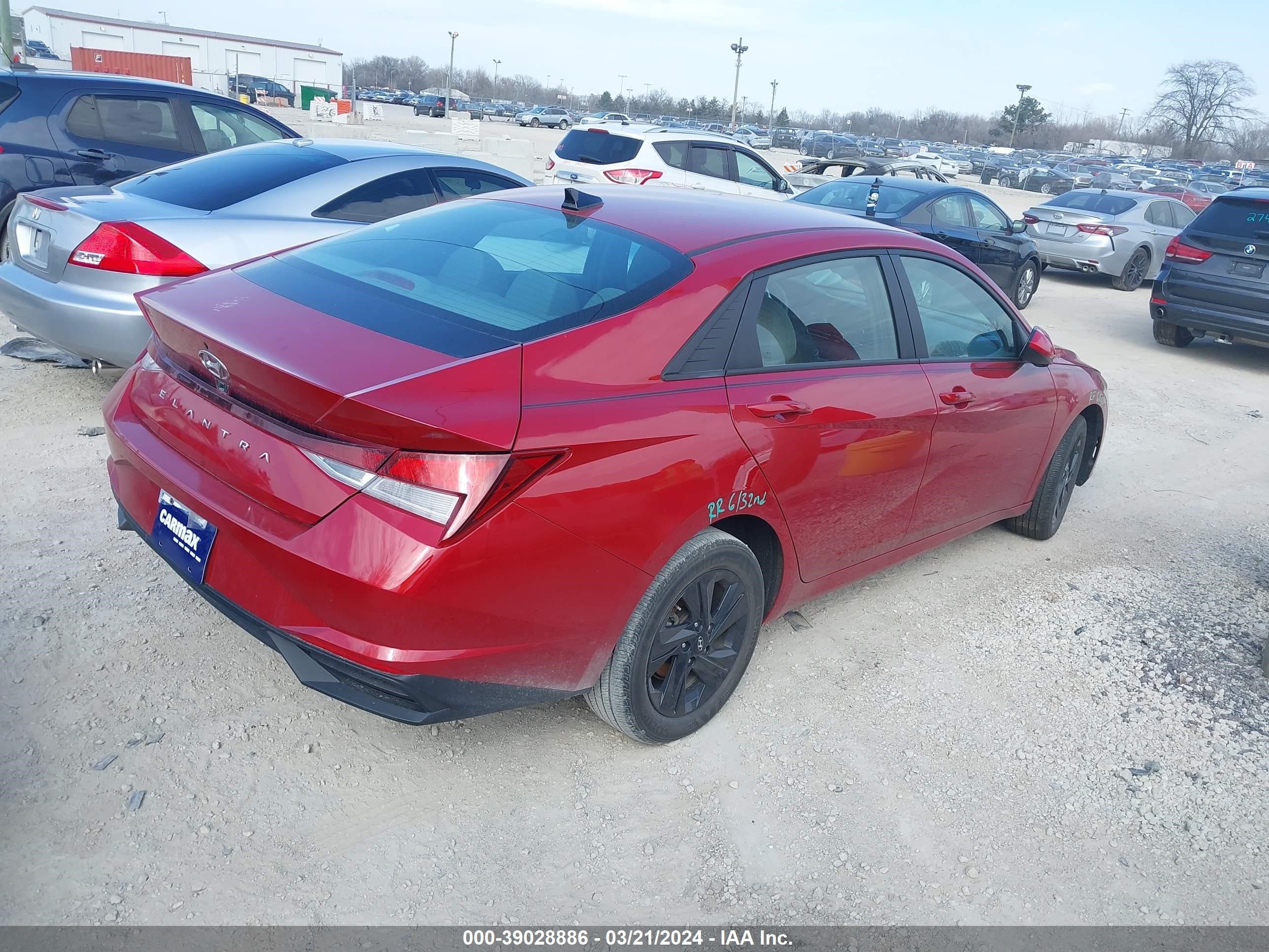 Photo 3 VIN: KMHLM4AG2MU161206 - HYUNDAI ELANTRA 