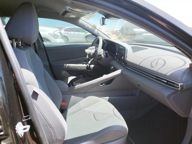 Photo 4 VIN: KMHLM4AG2NU321943 - HYUNDAI ELANTRA SE 