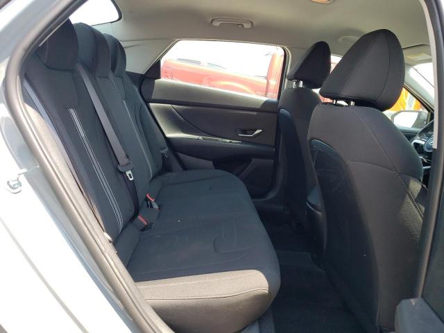 Photo 9 VIN: KMHLM4AG2NU349595 - HYUNDAI ELANTRA SE 