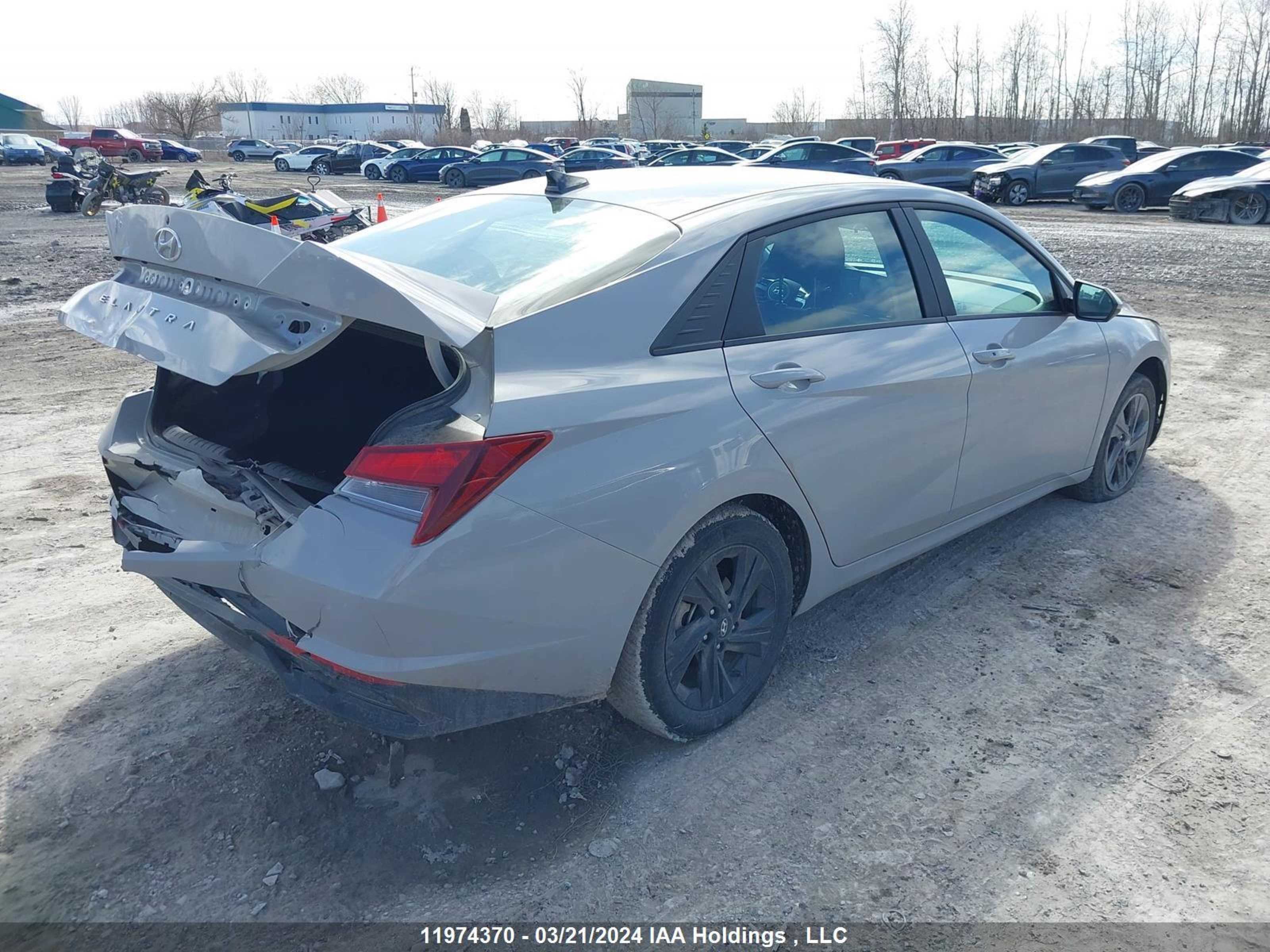 Photo 3 VIN: KMHLM4AG2PU483638 - HYUNDAI ELANTRA 