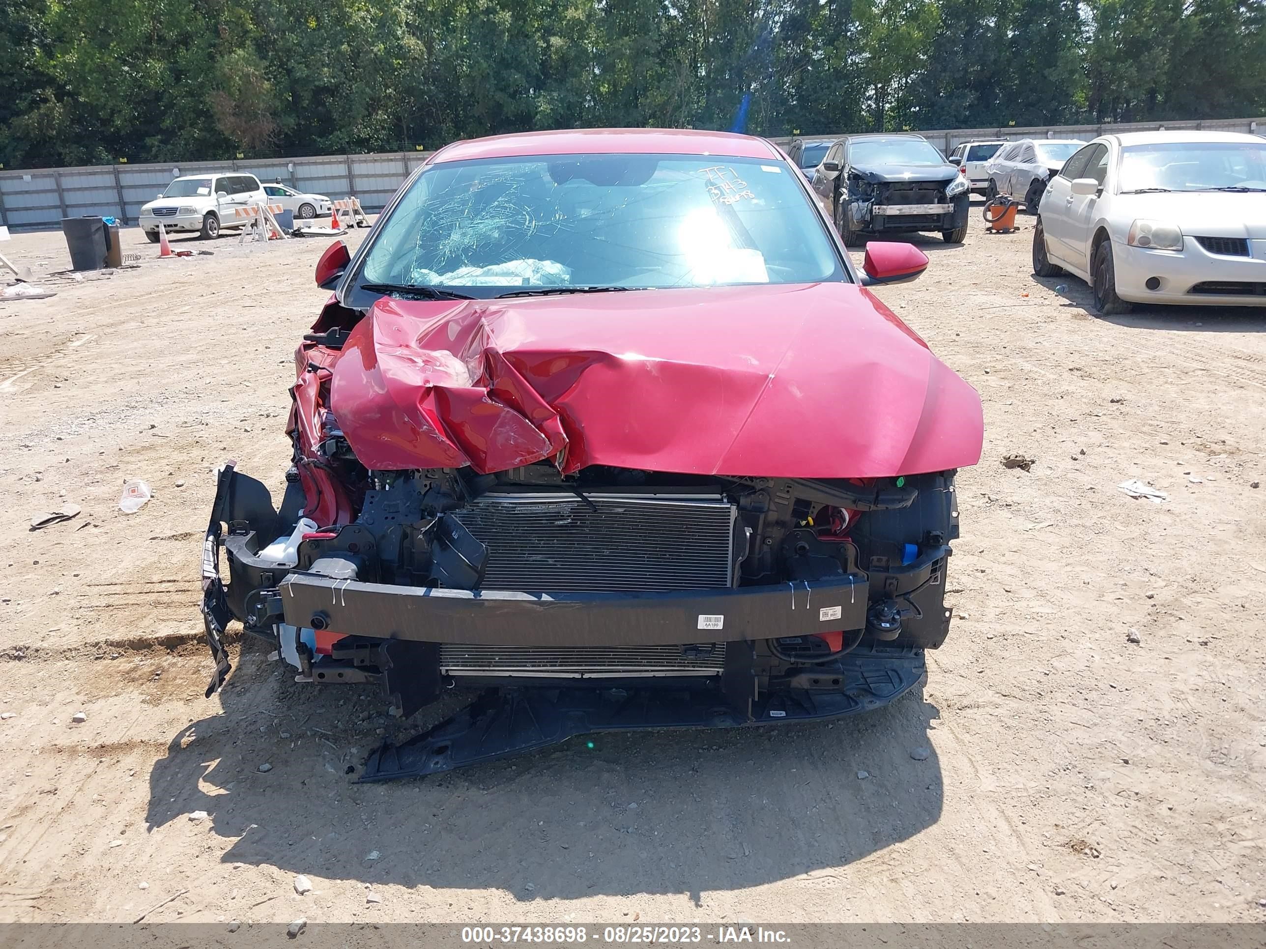 Photo 11 VIN: KMHLM4AG2PU486359 - HYUNDAI ELANTRA 