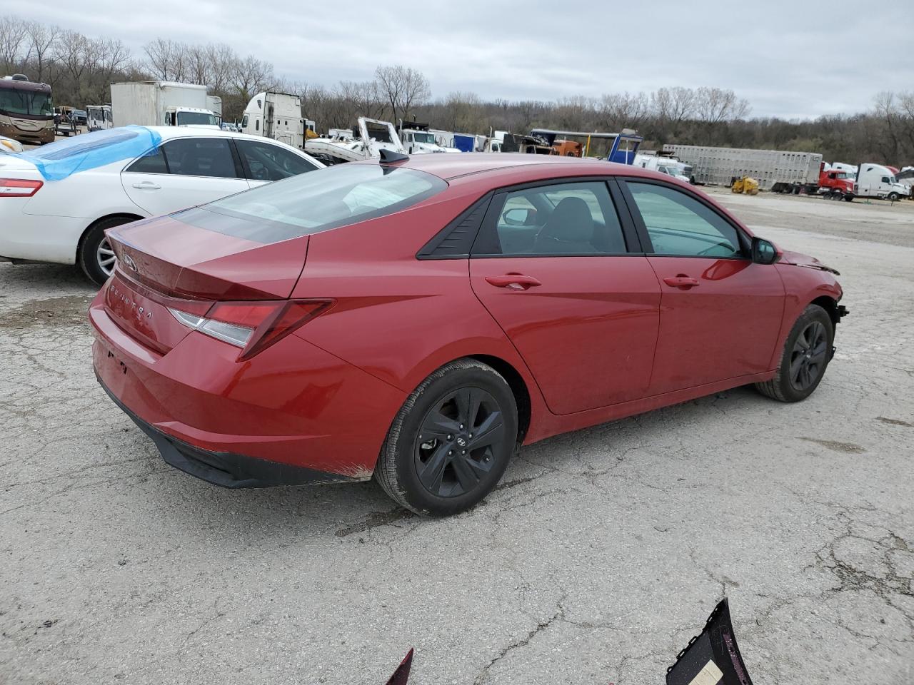 Photo 2 VIN: KMHLM4AG2PU527735 - HYUNDAI ELANTRA 