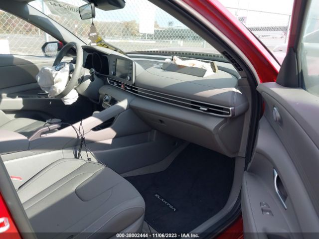 Photo 4 VIN: KMHLM4AG2PU598353 - HYUNDAI ELANTRA 